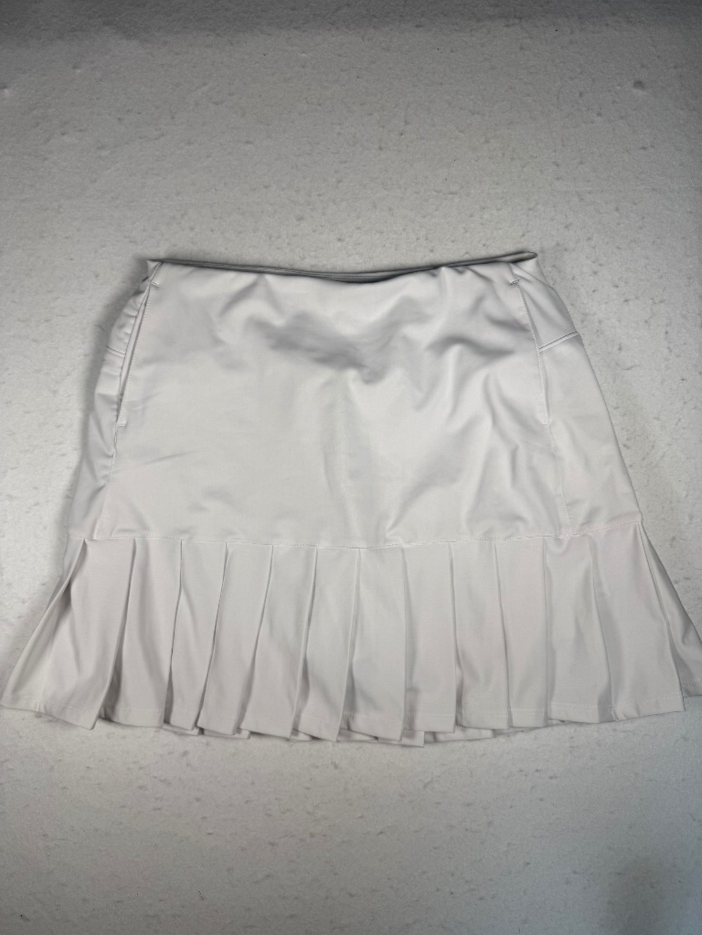 Lady Hagen Women's 17" White Pleated Medium Golf Skort Tennis Biking Pickleball